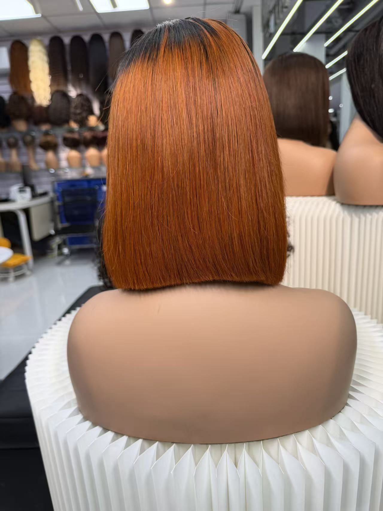 Perruques en cheveux humains naturels bouclés bruts vierges en gros 180%